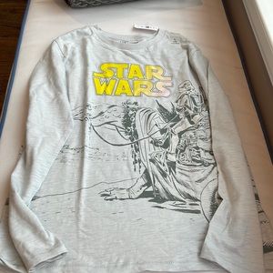 Brand new with tags Gap kids long sleeves Star Wars t shirt size 10/12.